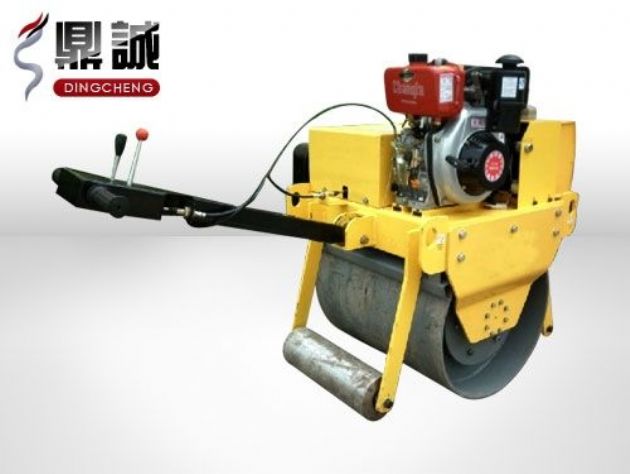 點(diǎn)擊查看詳細(xì)信息<br>標(biāo)題：重型手扶式單鋼輪壓路機(jī) 閱讀次數(shù)：12871