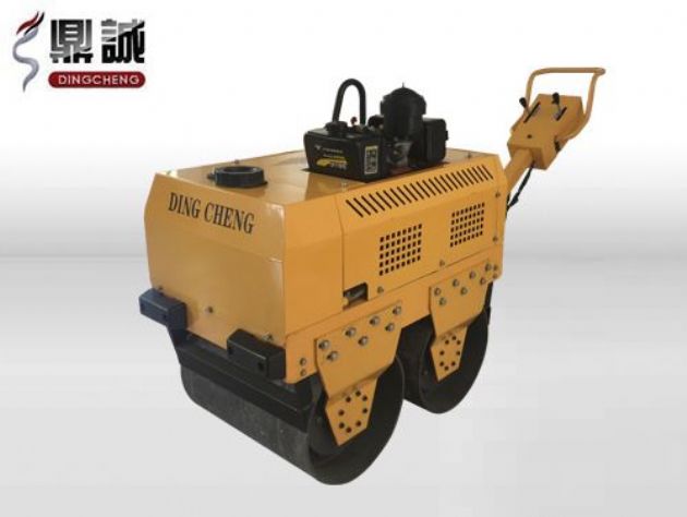 點(diǎn)擊查看詳細(xì)信息<br>標(biāo)題：DC-30C高配手扶式壓路機(jī) 閱讀次數(shù)：12277