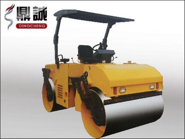 點(diǎn)擊查看詳細(xì)信息<br>標(biāo)題：6噸雙鋼輪振動(dòng)壓路機(jī) 閱讀次數(shù)：12729